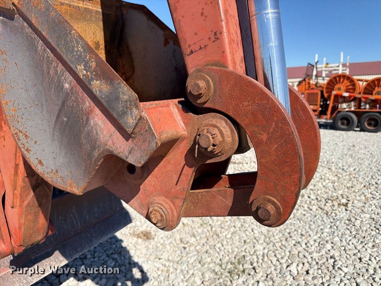 image for item EX4632 2001 Ditch Witch 7610 trencher