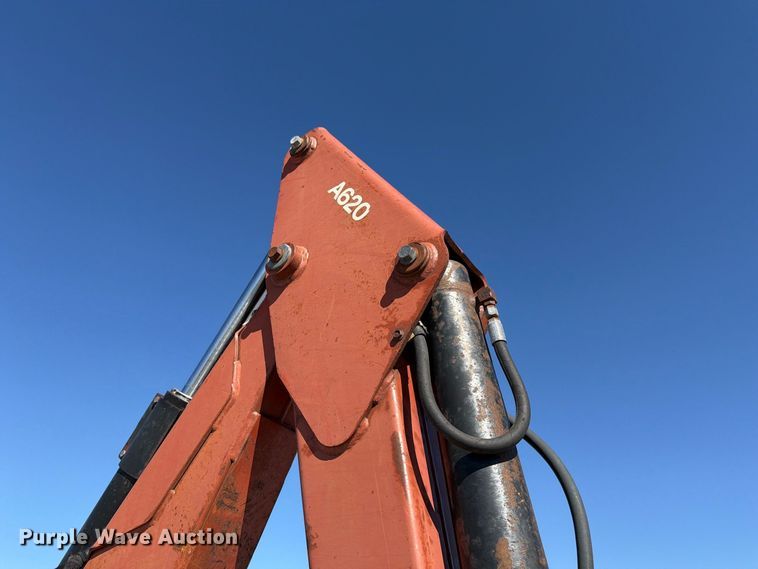 image for item EX4632 2001 Ditch Witch 7610 trencher