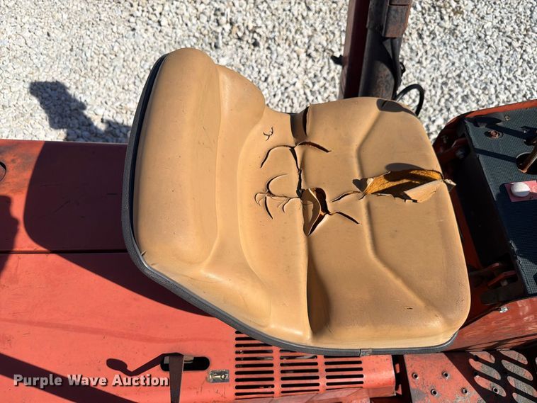 image for item EX4632 2001 Ditch Witch 7610 trencher