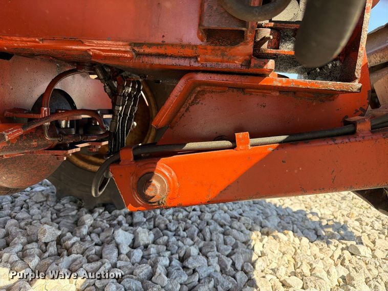 image for item EX4632 2001 Ditch Witch 7610 trencher
