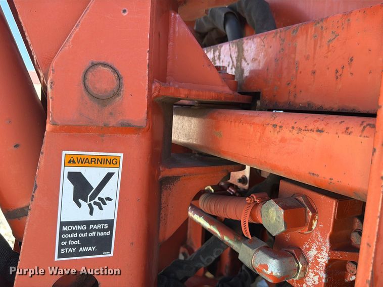 image for item EX4632 2001 Ditch Witch 7610 trencher