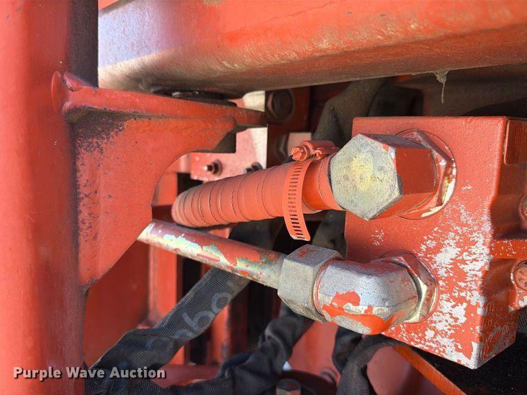 image for item EX4632 2001 Ditch Witch 7610 trencher