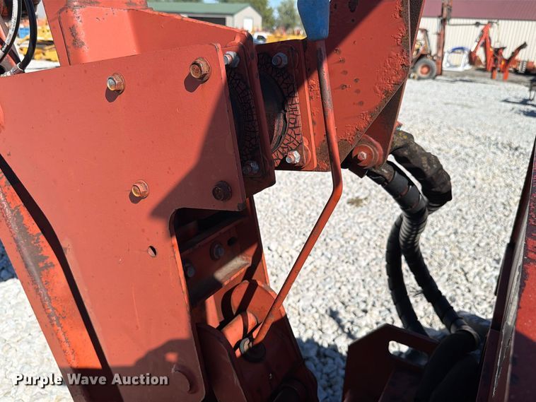 image for item EX4632 2001 Ditch Witch 7610 trencher