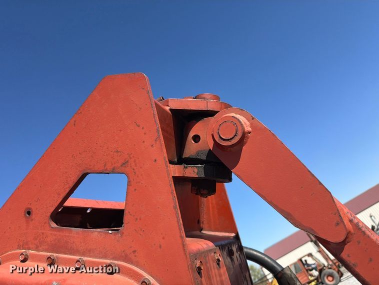 image for item EX4632 2001 Ditch Witch 7610 trencher