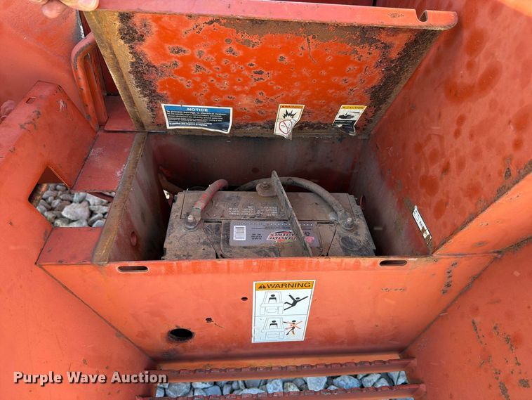 image for item EX4632 2001 Ditch Witch 7610 trencher