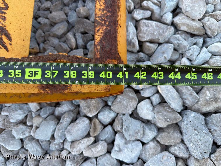 image for item EX4633 1992 Belshe equipment trailer