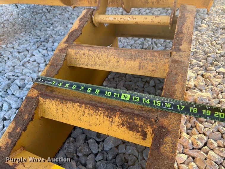 image for item EX4633 1992 Belshe equipment trailer