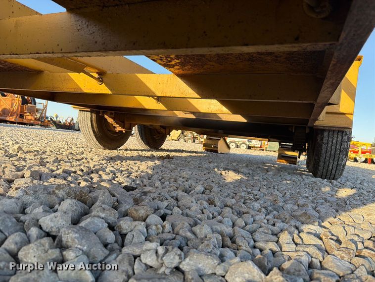 image for item EX4633 1992 Belshe equipment trailer