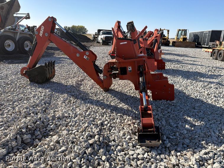 image for item EX4638 2005 Ditch Witch A920 backhoe attachment