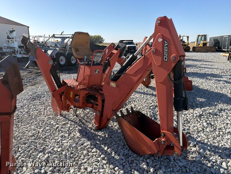 image for item EX4639 2015 Ditch Witch A920 backhoe attachment