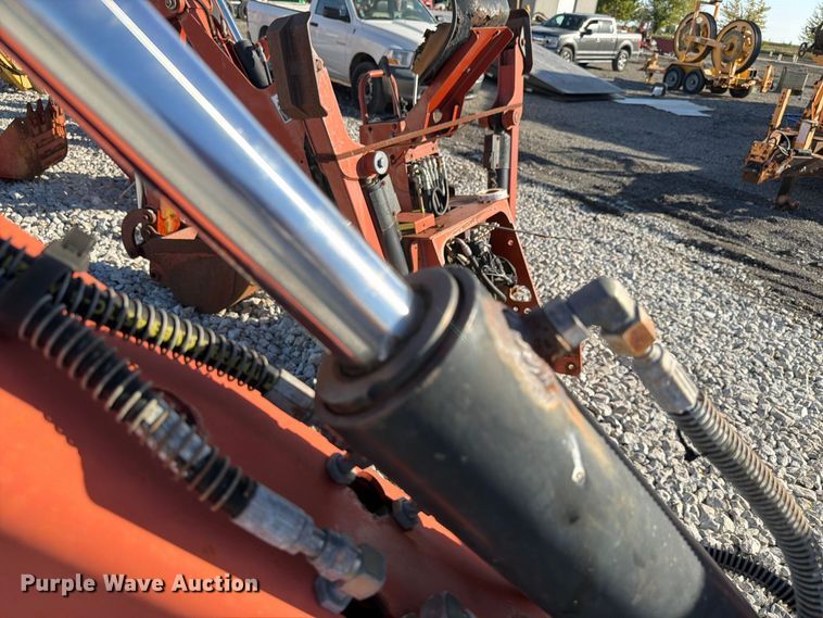 image for item EX4639 2015 Ditch Witch A920 backhoe attachment