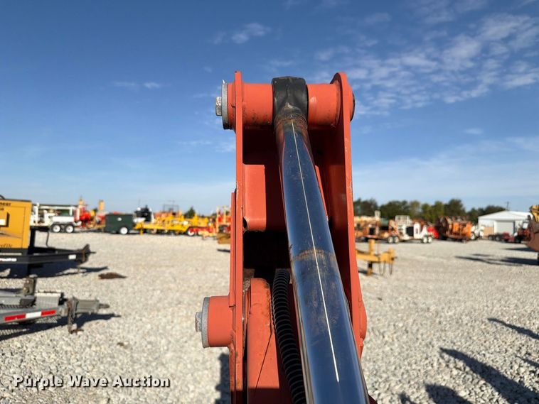 image for item EX4639 2015 Ditch Witch A920 backhoe attachment