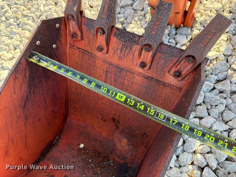 image for item EX4639 2015 Ditch Witch A920 backhoe attachment