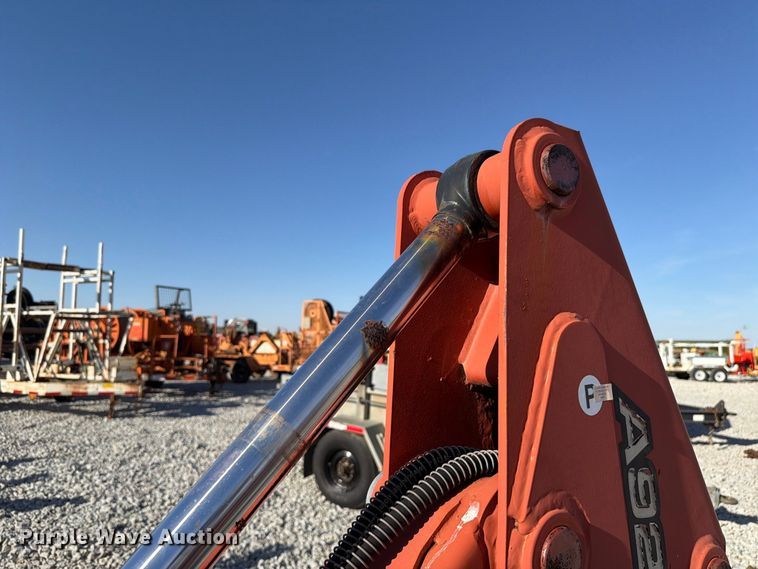 image for item EX4639 2015 Ditch Witch A920 backhoe attachment