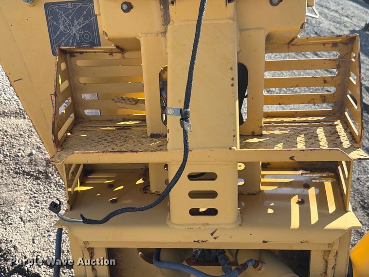 image for item EX4646 2006 Vermeer B930A backhoe attachment