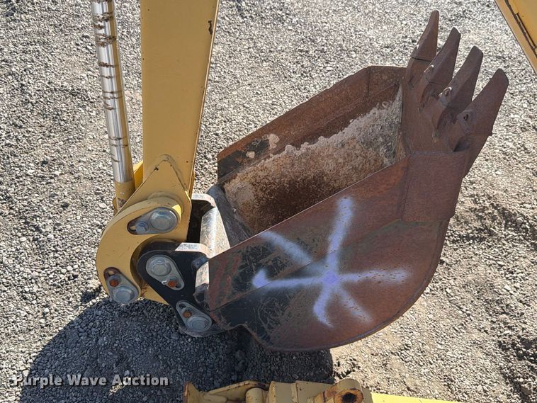 image for item EX4646 2006 Vermeer B930A backhoe attachment