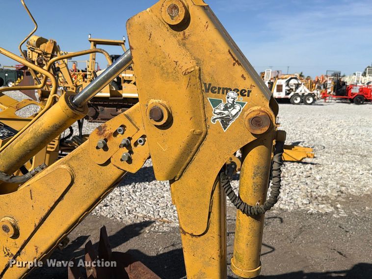 image for item EX4646 2006 Vermeer B930A backhoe attachment