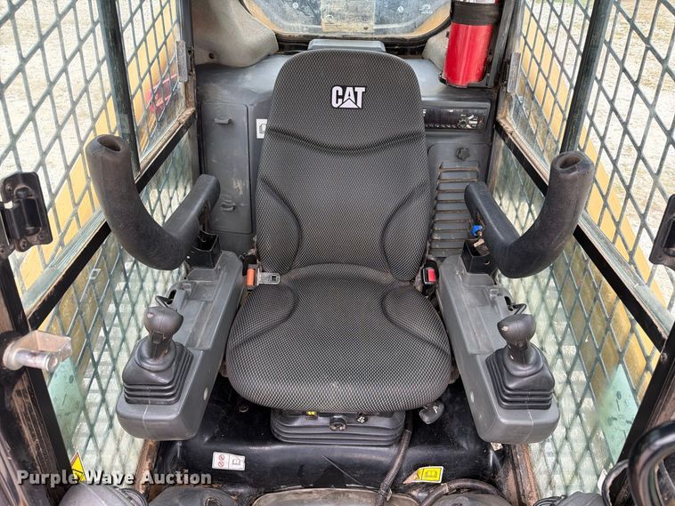image for item EX4665 2020 Caterpillar 299D3 XE tracked skid steer loader