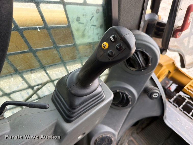 image for item EX4665 2020 Caterpillar 299D3 XE tracked skid steer loader