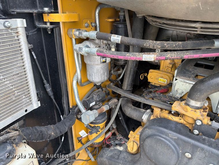 image for item EX4665 2020 Caterpillar 299D3 XE tracked skid steer loader