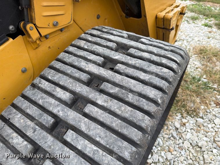 image for item EX4665 2020 Caterpillar 299D3 XE tracked skid steer loader