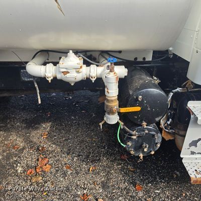 image for item FA8975 2017 Freightliner Business Class M2 water truck