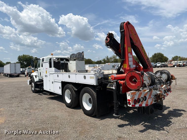 image for item FB5042 2009 International WorkStar 7400 crane truck