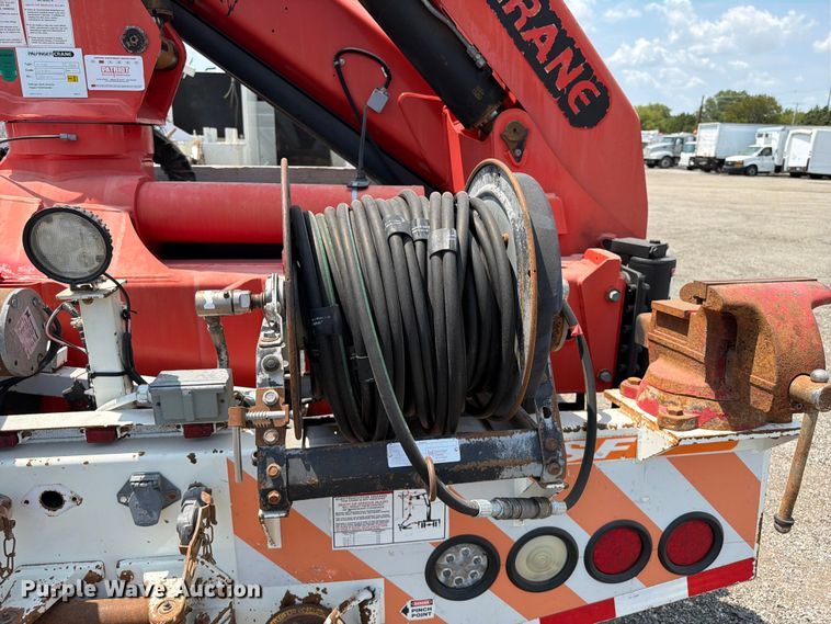 image for item FB5042 2009 International WorkStar 7400 crane truck