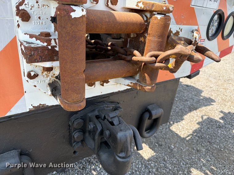 image for item FB5042 2009 International WorkStar 7400 crane truck