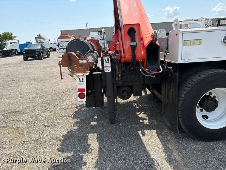 image for item FB5042 2009 International WorkStar 7400 crane truck