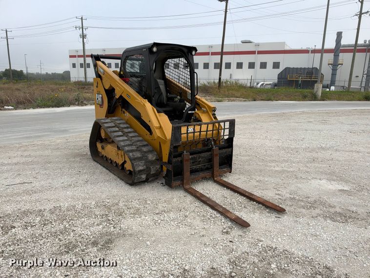 image for item FB8393 2022 Caterpillar 289D3 tracked skid steer loader