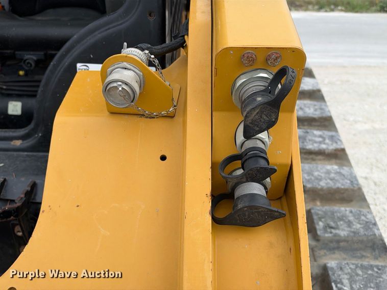 image for item FB8393 2022 Caterpillar 289D3 tracked skid steer loader
