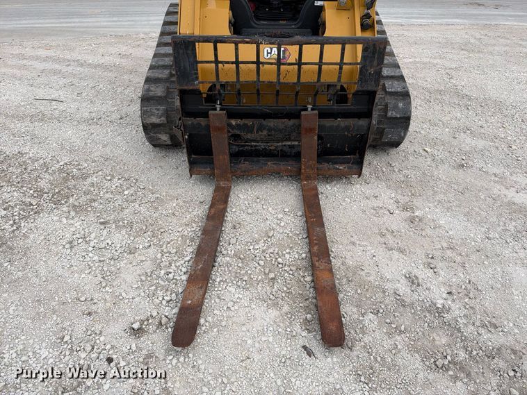 image for item FB8393 2022 Caterpillar 289D3 tracked skid steer loader