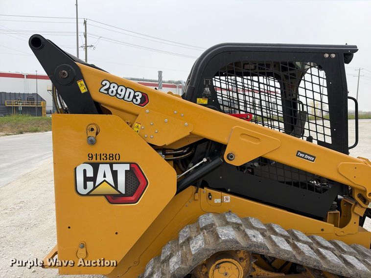 image for item FB8393 2022 Caterpillar 289D3 tracked skid steer loader