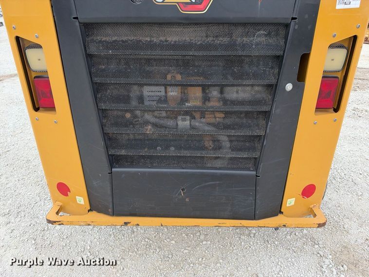 image for item FB8393 2022 Caterpillar 289D3 tracked skid steer loader