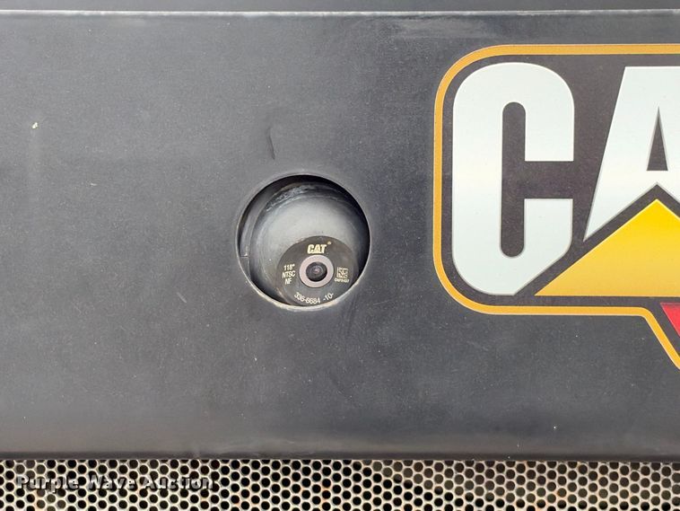 image for item FB8393 2022 Caterpillar 289D3 tracked skid steer loader