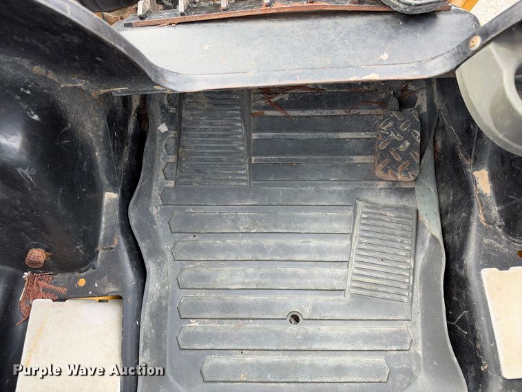 image for item FB8393 2022 Caterpillar 289D3 tracked skid steer loader