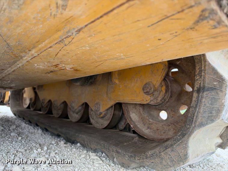 image for item FB8393 2022 Caterpillar 289D3 tracked skid steer loader