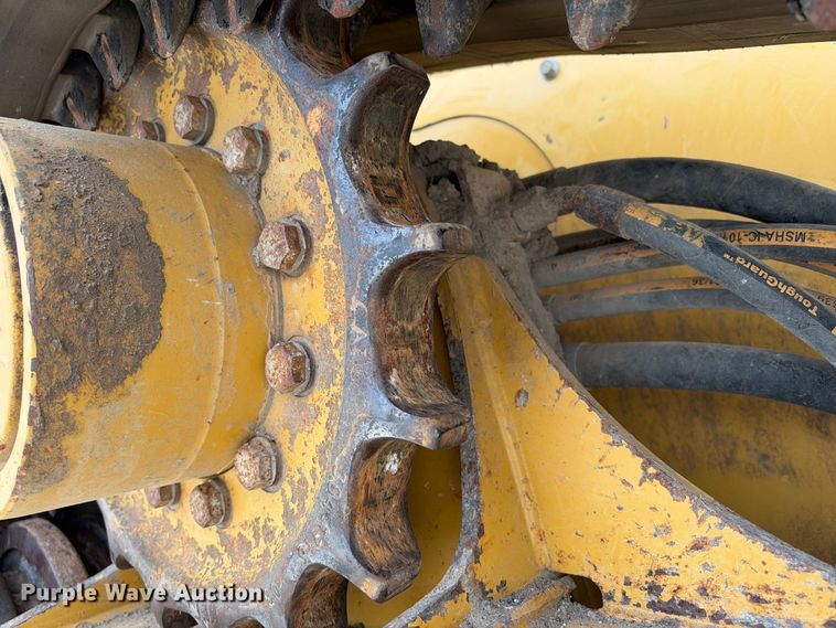image for item FB8393 2022 Caterpillar 289D3 tracked skid steer loader
