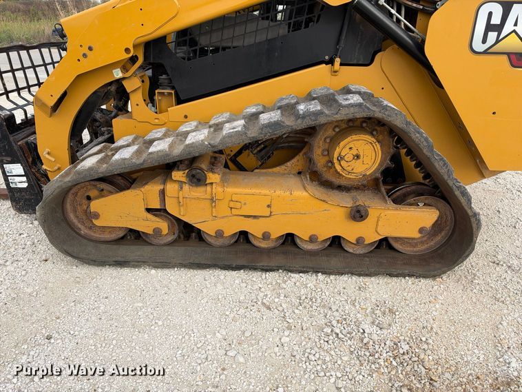 image for item FB8393 2022 Caterpillar 289D3 tracked skid steer loader