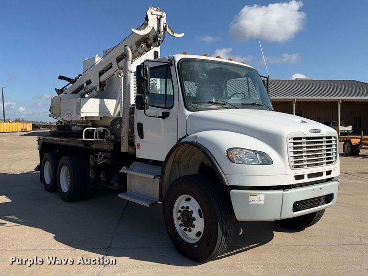 2019 Freightliner BUSINESS CLASS M2