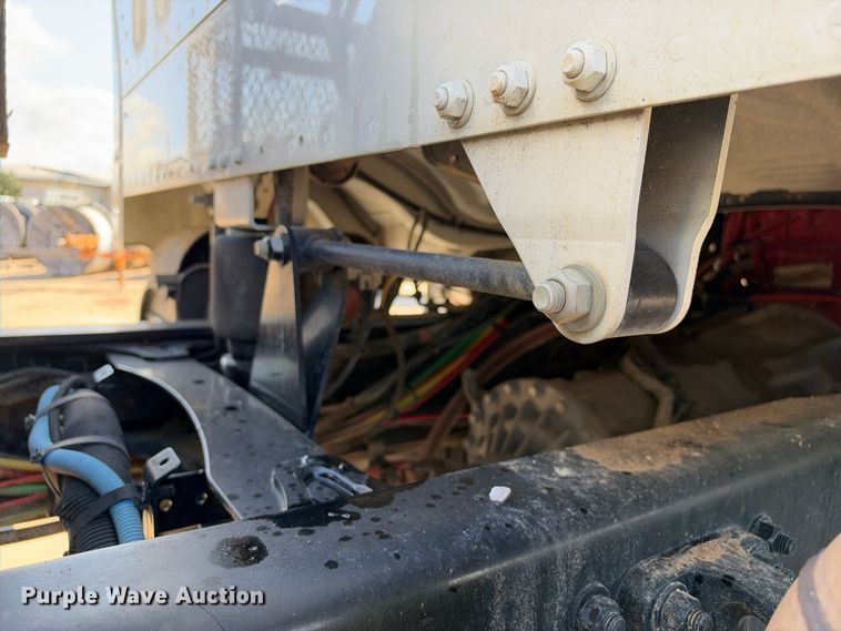 2019 Freightliner BUSINESS CLASS M2