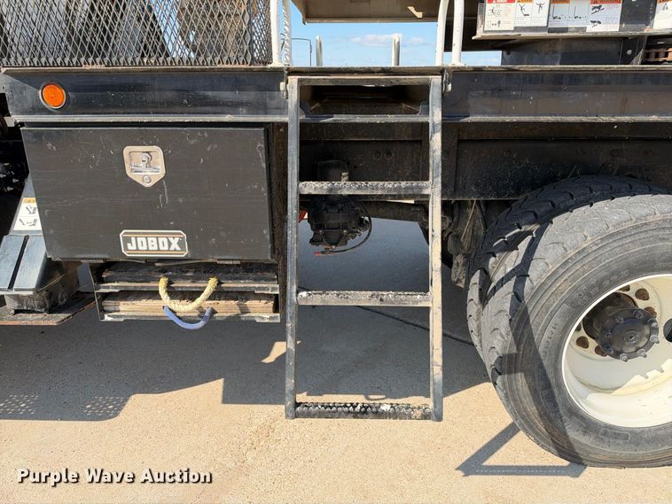 2019 Freightliner BUSINESS CLASS M2
