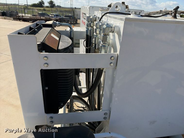 2019 Freightliner BUSINESS CLASS M2