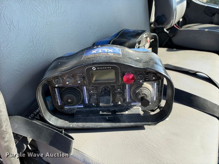 2019 Freightliner BUSINESS CLASS M2