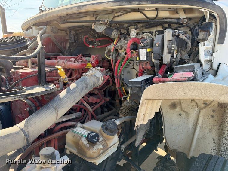 2019 Freightliner BUSINESS CLASS M2