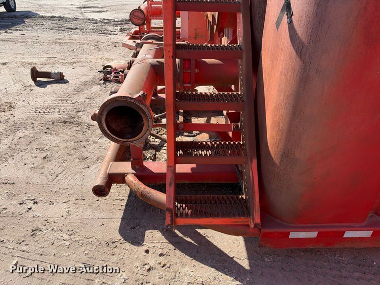 image for item FB8405 Dragon frac tank trailer