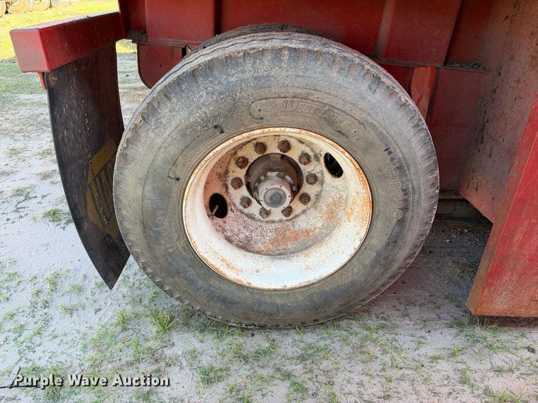 image for item FB8405 Dragon frac tank trailer