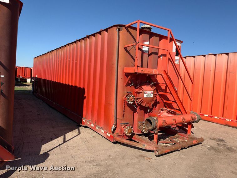 image for item FB8407 Dragon frac tank trailer