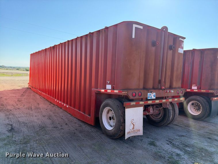 image for item FB8407 Dragon frac tank trailer